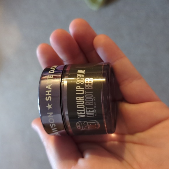 Jeffree Star Other - Jeffree star x Shawn Dawson diet root beer lip scrub